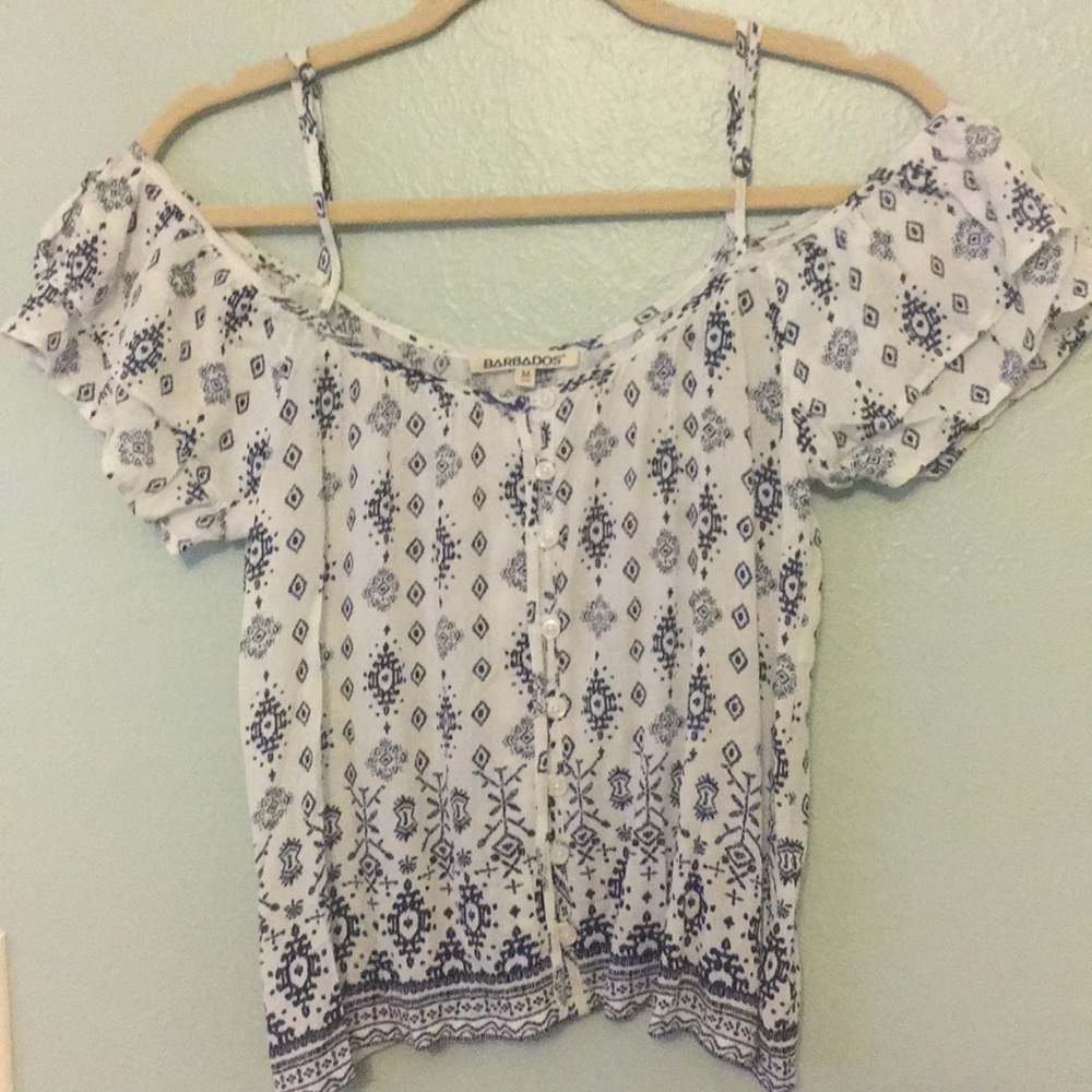 Cold shoulder top